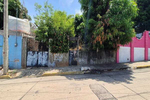 Foto de inmueble en  , Col. Jardín Azteca C.P. 39405, Acapulco de Juárez