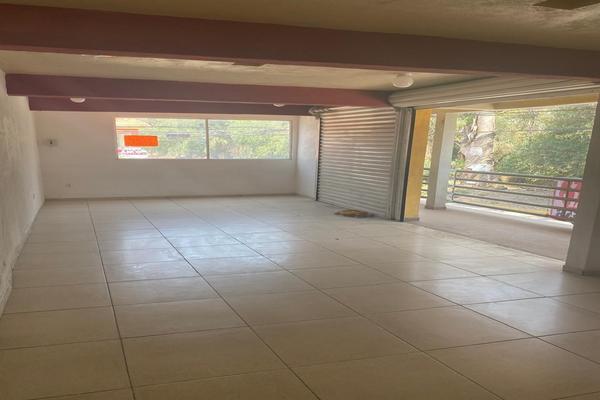 Foto de inmueble en Jardín del Paraíso, Col. Hacienda Real de Tultepec C.P. 54987, Tultepec