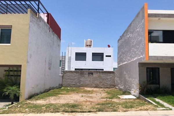 Foto de inmueble en Jardines de Aranjuez, Col. Valle Imperial C.P. 45134, Zapopan