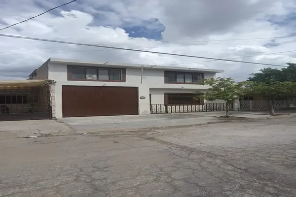 Foto de inmueble en  , Col. Jardines de California C.P. 27240, Torreón