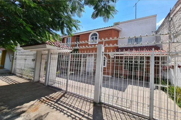 Foto de inmueble en  , Col. Jardines de Celaya 2a Secc C.P. 38080, Celaya