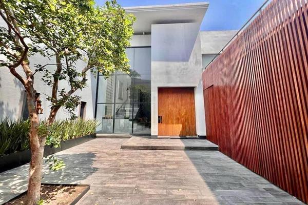 Foto de inmueble en  , Col. Jardines de Cuernavaca C.P. 62360, Cuernavaca