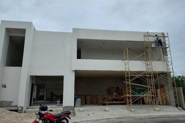 Foto de inmueble en Jardines de la Rejoyada, Col. Komchen C.P. 97302, Mérida