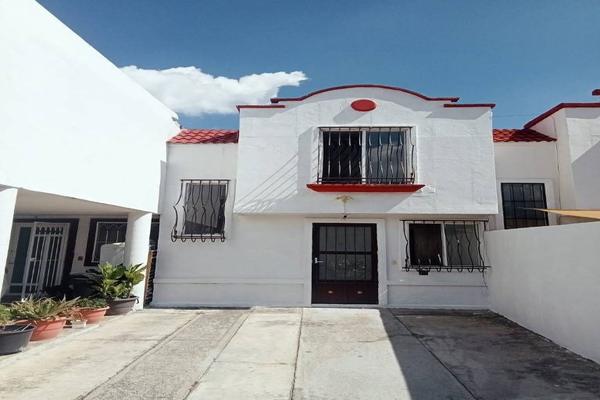 Foto de inmueble en Jardines de los Sauces, Col. Jardines de Miraflores C.P. 45601, San Pedro Tlaquepaque