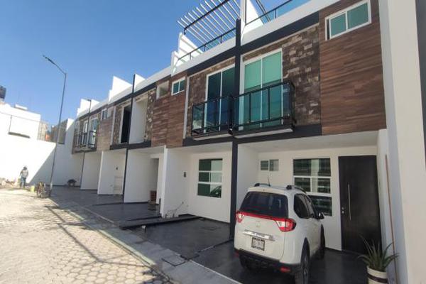 Foto de inmueble en Jardines de Santiago, 72580 Puebla, Pue., Col. Jardines de Santiago C.P. 72580, Puebla