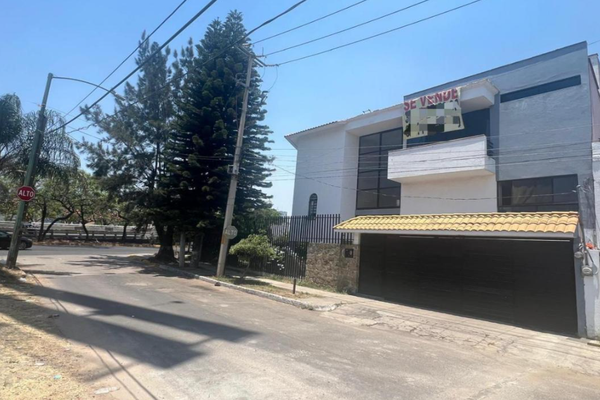 Foto de inmueble en Jardines del Bosque, Col. Jardines del Bosque Centro C.P. 44520, Guadalajara