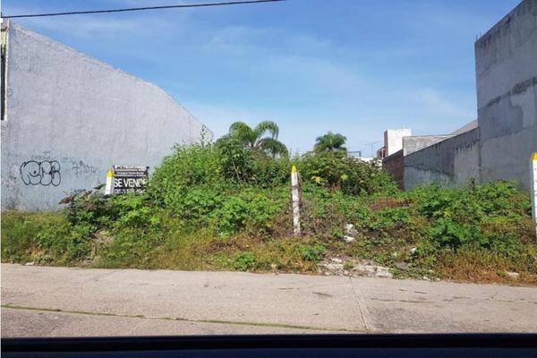 Foto de inmueble en  , Col. Jardines del Carmen (Peña) C.P. 59389, La Piedad