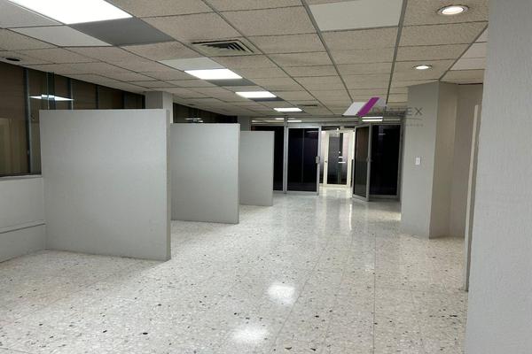 Foto de inmueble en  , Col. Jardines del Contry C.P. 64860, Monterrey
