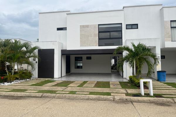 Foto de inmueble en , Col. Jardines del Country C.P. 86287, Centro