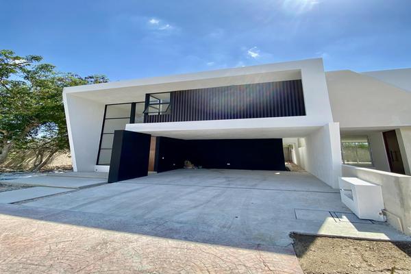 Foto de inmueble en  , Col. Jardines del Norte de Prado Norte C.P. 97139, Mérida