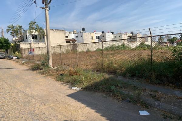 Foto de inmueble en  , Col. Jardines Vista Hermosa C.P. 28017, Colima