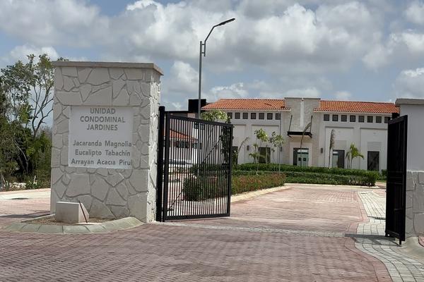 Foto de inmueble en Jaridnes, Col. Chuburna de Hidalgo C.P. 97205, Mérida