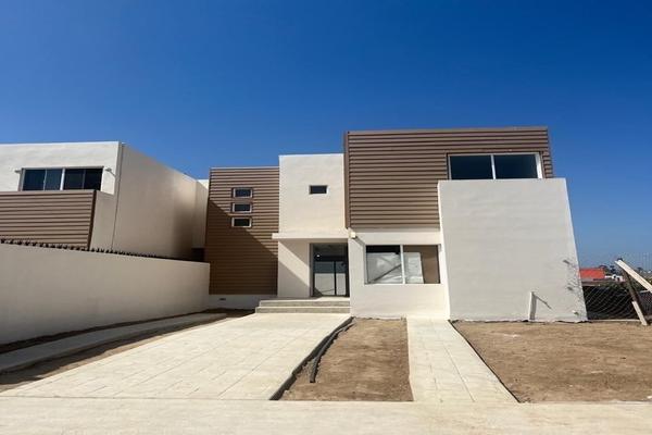 Foto de inmueble en  , Col. Jesús Munguia C.P. 22840, Ensenada