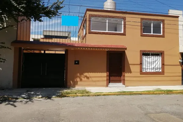 Foto de inmueble en JILOTEPEC #301, Col. Sector Popular C.P. 50040, Toluca