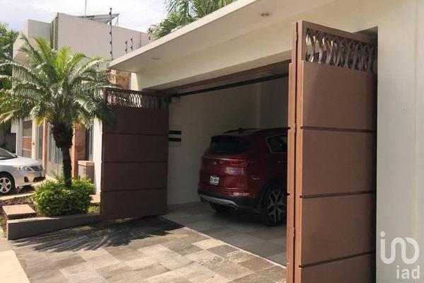 Foto de inmueble en Jorge Luis Borges #375, Col. Real Vista Hermosa C.P. 28018, Colima