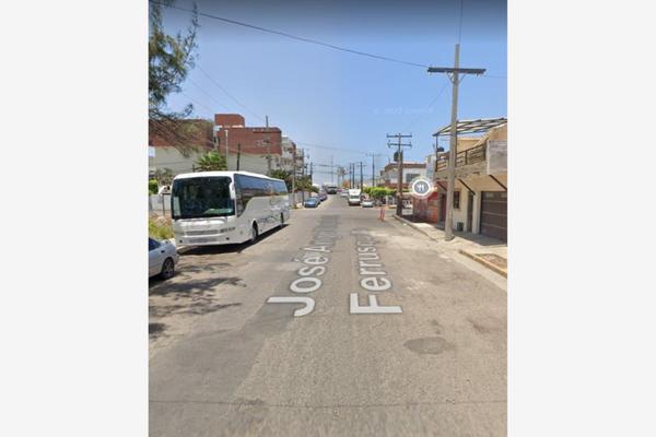 Foto de inmueble en JOSE ANGEL ESPINOZA FERRUSQUILLA #000, Col. Palos Prietos C.P. 82010, Mazatlán