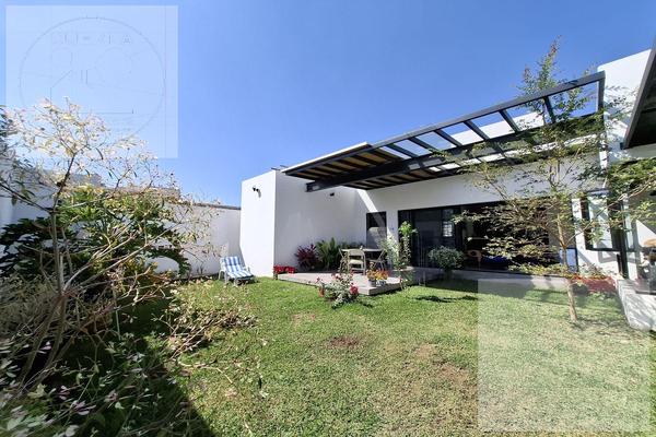 Foto de inmueble en  , Col. José G Parres C.P. 62564, Jiutepec