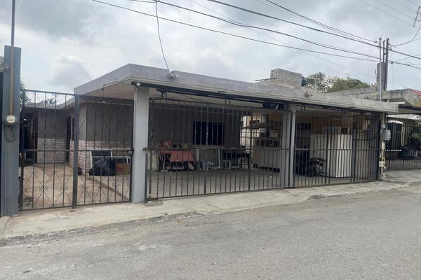 Foto de inmueble en  , Col. Jose Lopez Portillo C.P. 89338, Tampico