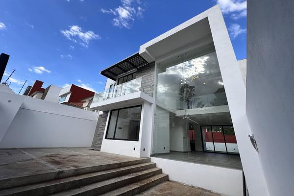 Foto de inmueble en José Manuel y eunorrizar, Col. Lomas Verdes 6a Sección C.P. 53126, Naucalpan de Juárez