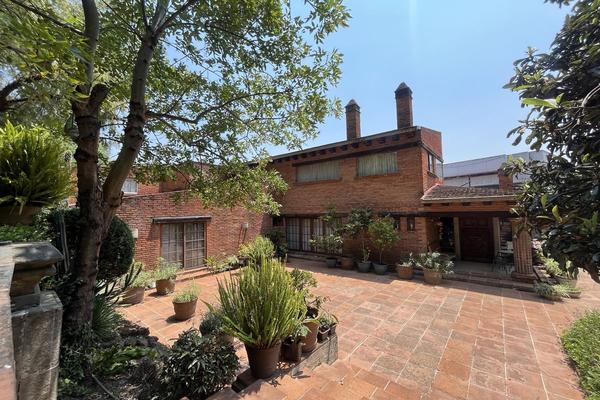 Foto de inmueble en José Maria Castorena, Col. Cuajimalpa C.P. 05000, Cuajimalpa de Morelos
