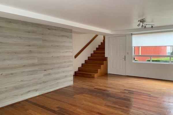 Foto de inmueble en José Maria Castorena, Col. Cuajimalpa C.P. 05000, Cuajimalpa de Morelos