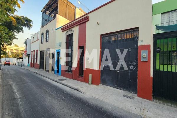 Foto de inmueble en José María Morelos, Col. Zapopan Centro C.P. 45100, Zapopan
