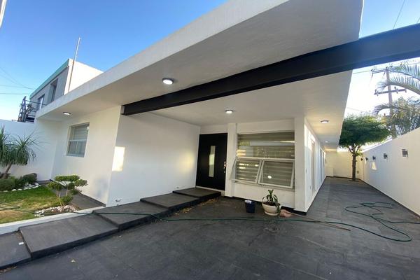 Foto de inmueble en Jose Villegas #1810, Col. Paseos del Sol C.P. 45079, Zapopan