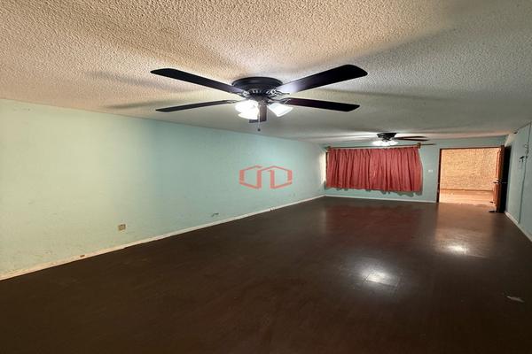 Foto de inmueble en Josefa leal, Col. Torres Lindavista C.P. 67126, Guadalupe