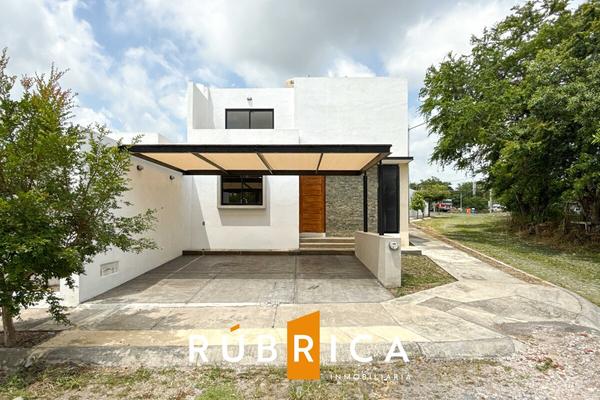 Foto de inmueble en Josefa Ortiz de Dominguez, Col. Cuauhtémoc C.P. 28500, Cuauhtémoc