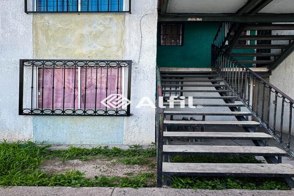 Foto de inmueble en Josefa Ortiz de Dominguez, Col. Tetlán C.P. 44820, Guadalajara