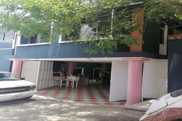 Foto de inmueble en Juan de Correa y Ahuizotl #455, Col. Ejidal Ocolusen C.P. 58295, Morelia