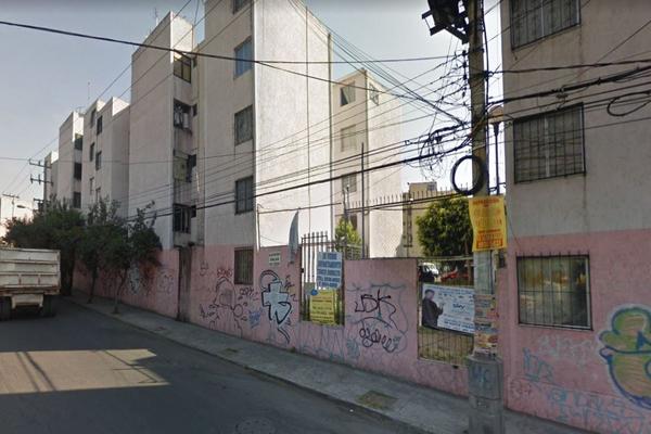 Foto de inmueble en JUAN DE DIOS PEZA 61, Col. Santa Ana Norte C.P. 13300, Tláhuac