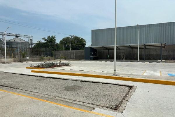 Foto de inmueble en Juan de la Barrera, Col. Las Juntas C.P. 45590, San Pedro Tlaquepaque