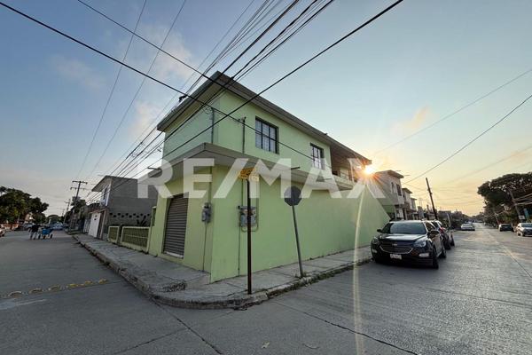 Foto de inmueble en Juan Escutia, Col. Niños Héroes C.P. 89359, Tampico
