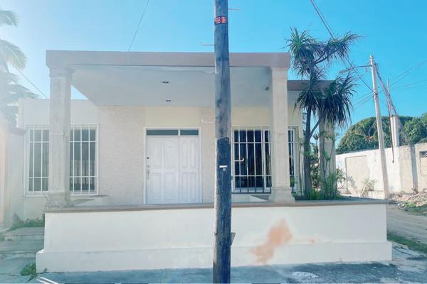Foto de inmueble en Juan Montalvo #WHI291044, Col. Juan Montalvo C.P. 97320, Progreso