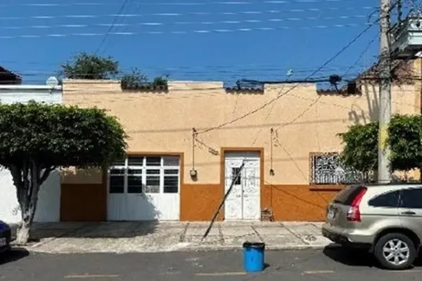 Foto de inmueble en JUAN R. ZAVALA #375, Col. San Juan Bosco C.P. 44730, Guadalajara