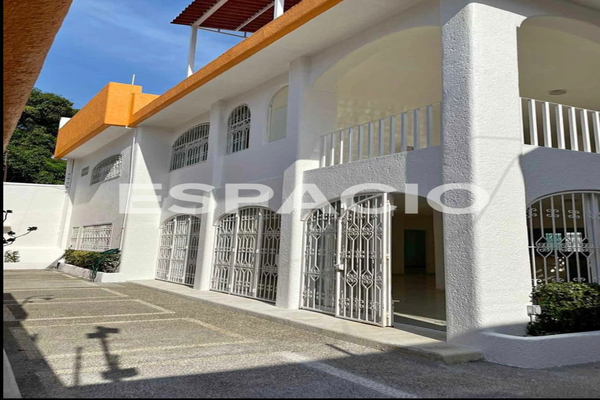 Foto de inmueble en Juan Sebastian Elcano, Col. Costa Azul C.P. 39850, Acapulco de Juárez