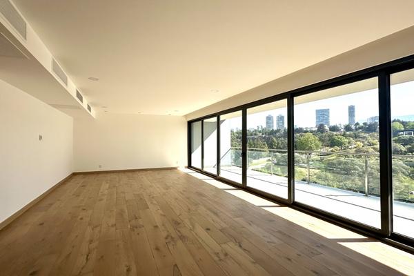 Foto de inmueble en Julián Adame., Col. El Molino C.P. 05240, Cuajimalpa de Morelos