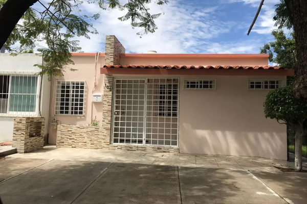 Foto de inmueble en Julio Herrera, Col. Constituyentes C.P. 76147, Querétaro