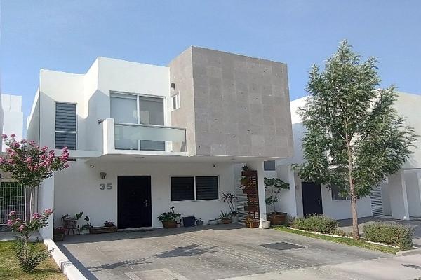 Foto de inmueble en Junípero Serra, Col. Residencial el Refugio C.P. 76146, Querétaro