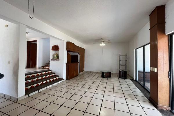 Foto de inmueble en , Col. Junto al Río C.P. 62584, Temixco