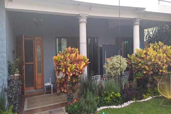 Foto de inmueble en  , Col. Junto al Río C.P. 62584, Temixco