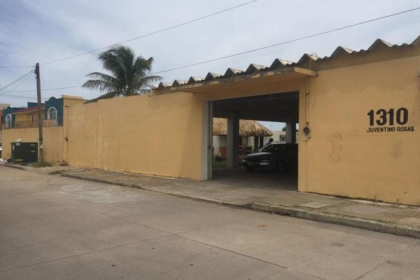 Foto de inmueble en Juventino Rosas #1310 entre Independencia y Constitución, Col. Puerto México C.P. 96510, Coatzacoalcos
