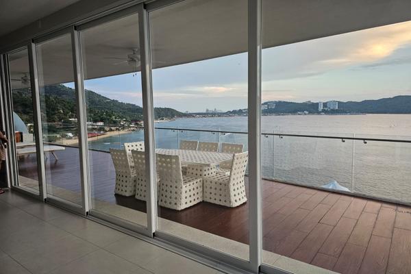 Foto de inmueble en Km 14 de la Carretera Escénica Acapulco-Aeropuert, Col. Pichilingue C.P. 39880, Acapulco de Juárez