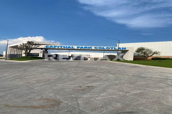 Foto de inmueble en KM 1.5 carretera a Colotlán, Col. Puerta del Llano C.P. 45200, Zapopan