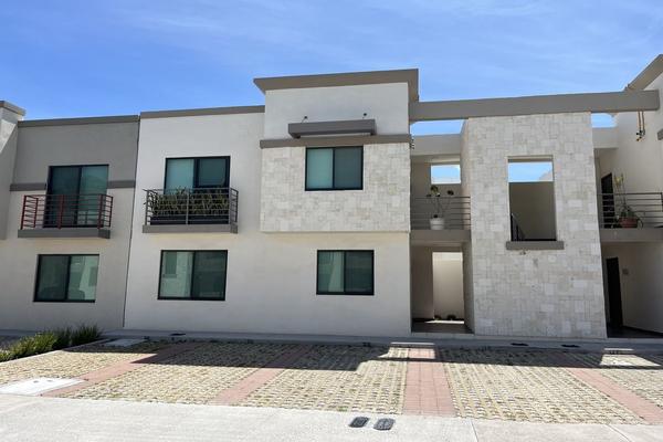 Foto de inmueble en L a vista residencial, Col. Residencial Parque La Gloria C.P. 76177, Querétaro