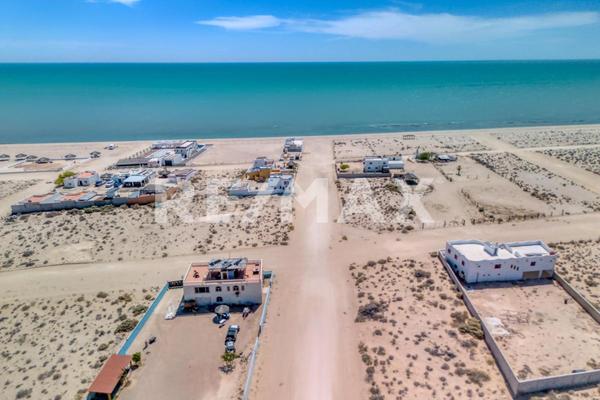 Foto de inmueble en L19 M21 Lopez Acevez, Col. Alfredo López Aceves C.P. 83565, Puerto Peñasco
