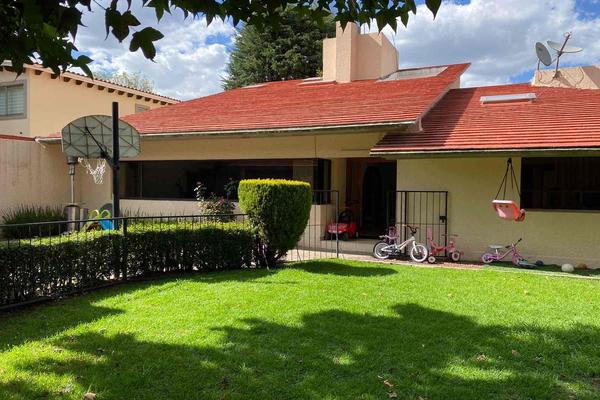 Foto de inmueble en  , Col. La Asunción C.P. 52172, Metepec