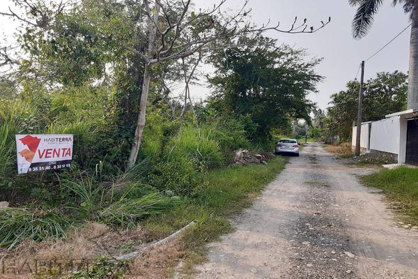 Foto de inmueble en la calzada, Col. La Calzada C.P. 92773, Tuxpan