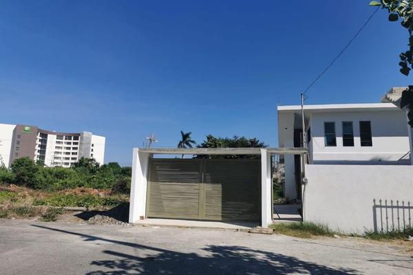 Foto de inmueble en  , Col. La Calzada C.P. 92880, Tuxpan